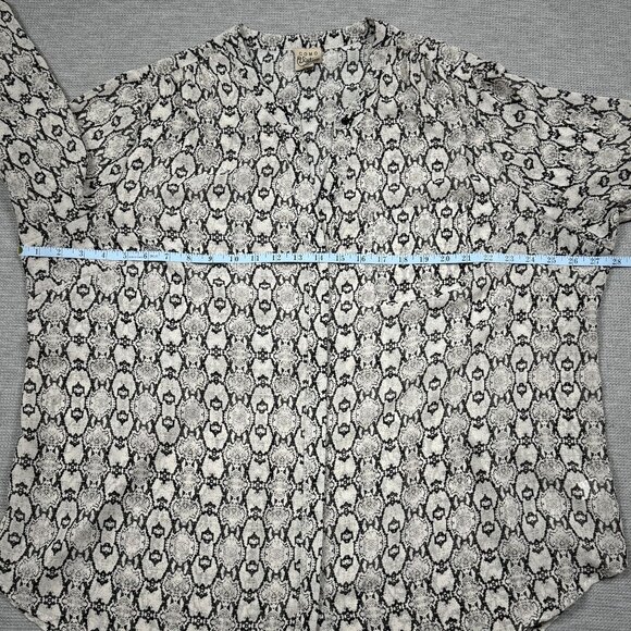 Como Vintage Womens Snake Print Blouse 2X Black Gray Long Sleeve Semi-Sheer - Picture 10 of 15